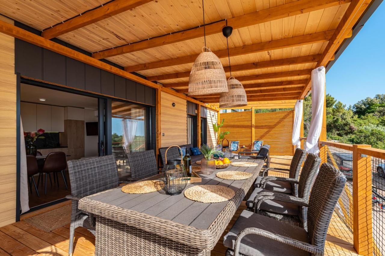 La Vie Est Belle Villa Drage Exteriör bild